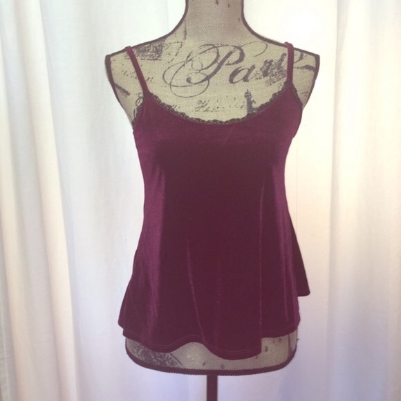 3 for $20❤️Ultra Flirt Red Velvet Camisole Adjustable Straps Size Small - Picture 1 of 9